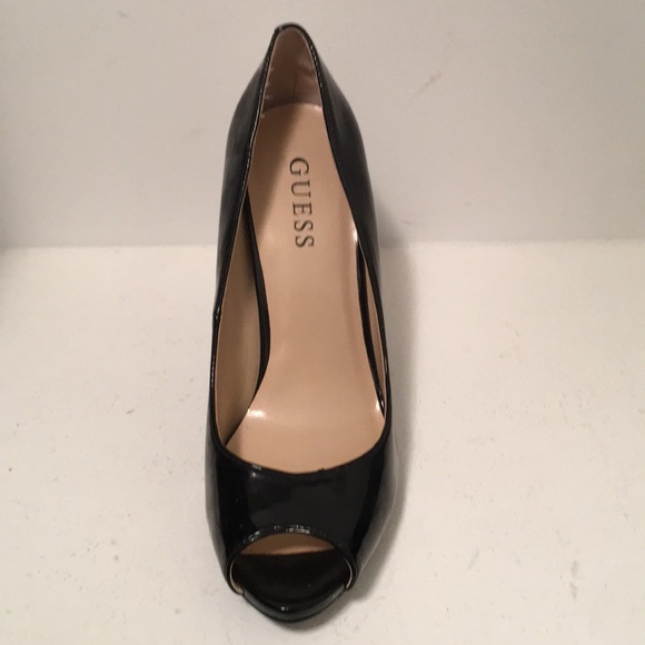 Guess size 7 peep toe high heels - Picture 3 of 3